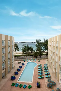 *** Hotel Sunset Resort Bahamas Nassau Bahamas