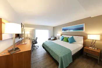 Sunset Resort Bahamas Nassau Hotel